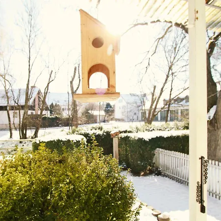 Guest house Haus Am Bach - Gemuetliche Pension Allershausen