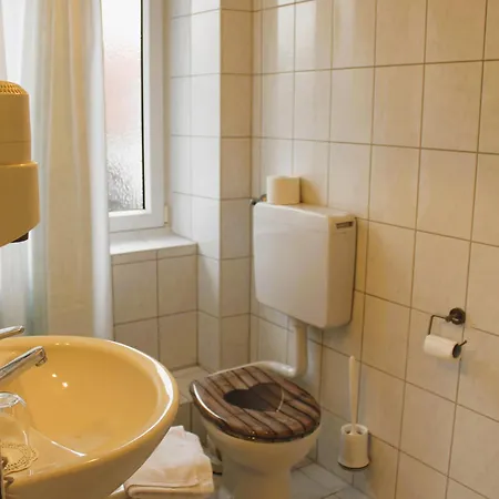 Haus Am Bach - Gemuetliche Pension