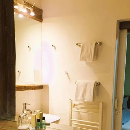 Haus Am Bach - Gemuetliche Pension Allershausen