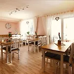 Pensjonat Arrivel Haus Am Bach Allershausen