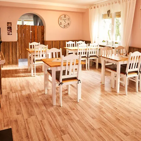 Arrivel Haus Am Bach 招待所 3*