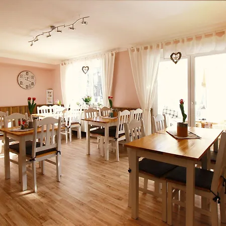招待所 Arrivel Haus Am Bach 阿勒斯豪森
