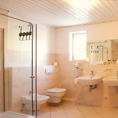 Arrivel Haus Am Bach 3*